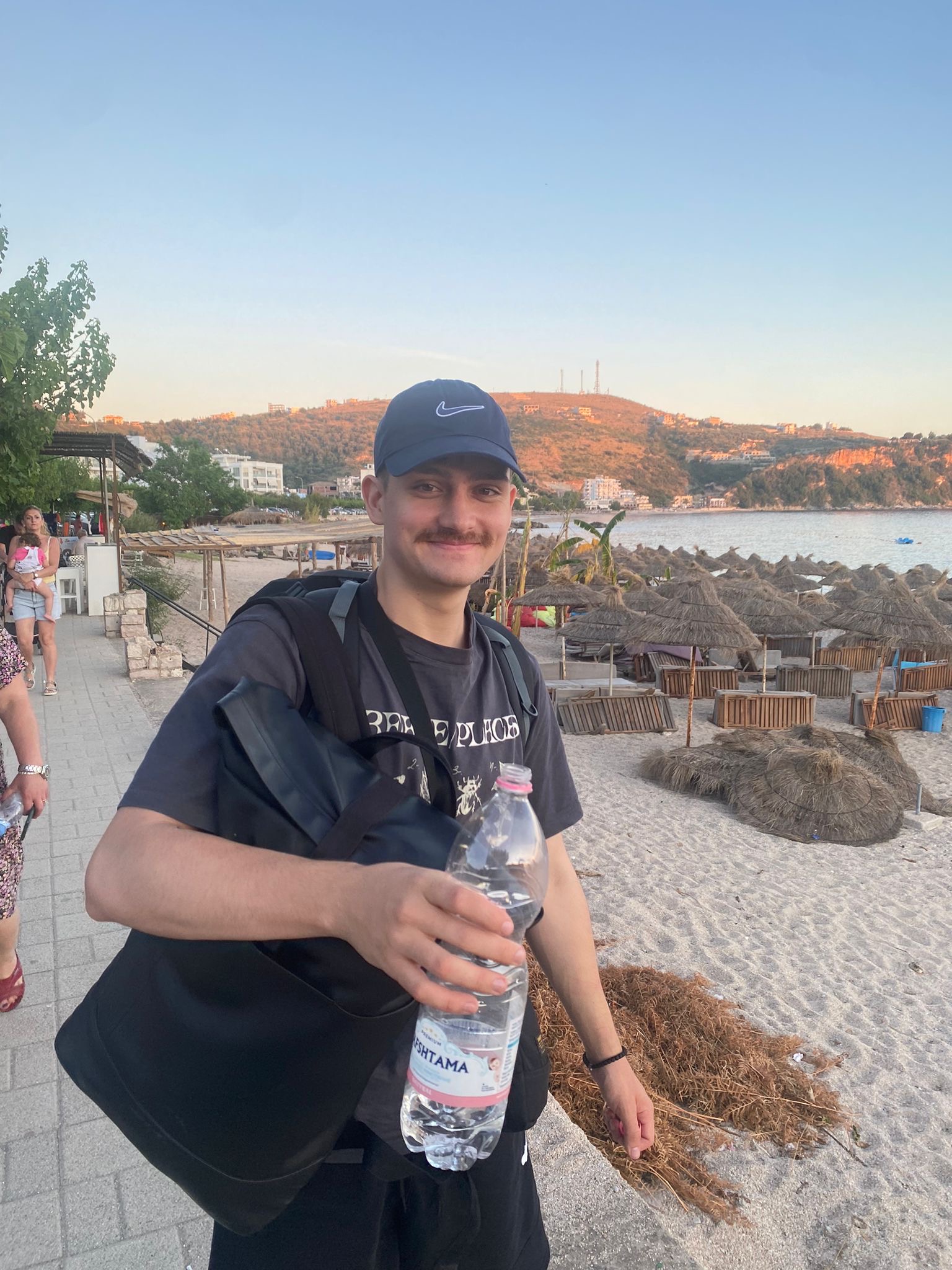 21a43b82 6f3d 47d1 9321 10fdb2f56413